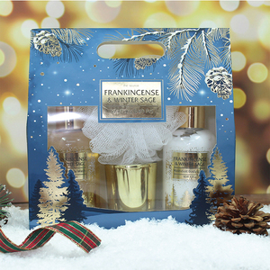 <span class=keywords><strong>Set</strong></span> Regalo di Lusso 2024 per la Cura del Corpo e Bagno con Lozione e Crema Mani Personalizzata dal Design Natalizio di Tendenza per le Feste - Product Image 5