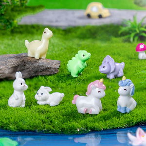 Mini figurine de cheval volant licorne, jouets miniatures 3D en résine, animaux de la famille, décorations de gâteaux DIY, accessoires de jardin féerique, ornements - Product Image 2