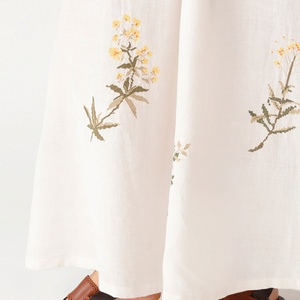 Nouvelles robes d'été pour femmes, robes décontractées amples et modestes avec motifs floraux brodés, robe maxi en lin et coton - Product Image 6
