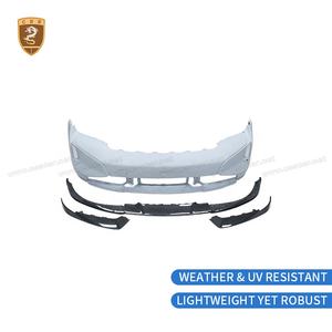 Kit carrosserie Dry Carbon pour mise à niveau Turbo <span class=keywords><strong>S</strong></span> GT (ancien modèle vers nouveau) pour <span class=keywords><strong>Porsche</strong></span> <span class=keywords><strong>Taycan</strong></span> 2019-2023, comprenant un lèvre de pare-chocs avant et un pare-chocs arrière avec prises d'air - Product Image 5