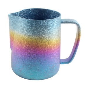 Pichet en titane pur métallique irisé avec finition scintillante, design glamour pour services à café et à thé, durable, 20 onces - Product Image 4