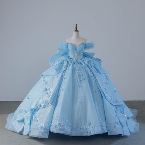 ชุดเดรสงาน Quinceanera สีฟ้าซาตินลูกไม้สไตล์โคลอมเบีย ทรงบอลกาวน์ ยาวลากพื้น พร้อมชายกระโปรงแบบ Chapel Train ช่วงเอวทรงธรรมชาติ ลายพิมพ์ สำหรับวัยรุ่น XV Dons - Product Image 1
