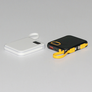 Banco de Energía de Carga Rápida PD de 22.5W y 5000mAh con Pantalla Digital, Mini Banco de Energía Portátil de Bolsillo con Cable Integrado - Product Image 4