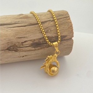 Yunnique – collier avec pendentif griffe de Dragon, en acier inoxydable doré, breloque du zodiaque animal, bijoux cadeau pour hommes - Product Image 4