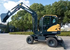 Excavatrice hydraulique sur roues HW60 5,75 tonnes, petite machine de terrassement portable pour travaux agricoles et routiers - Product Image 2