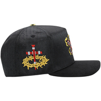 OEM ODM Nieuwe Stijl Zwarte Cross 3D Borduurwerk Gouden Bies Baseball Pet Verstelbaar Suède Sportief Luipaard Fruitpatroon Unisex