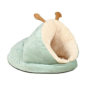 New style enclosed cat <b>bed</b>/dog <b>bed</b> for winter warmth, providing a sense of security for cats and kittens. Thickened winter - Product Image 1
