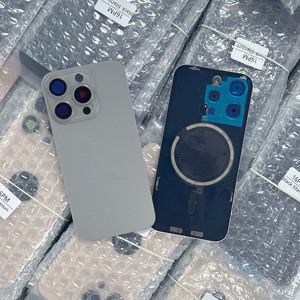ฝาหลังแท้ OEM หรือฝาหลังแบบ 2 in 1 พร้อมกรอบสำหรับ iPhone 16pro 16 pro max ฝาปิดแบตเตอรี่ คอยล์แม่เหล็ก - Product Image 4