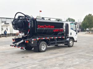 Isuzu Sewage Suction Truck 5.5m³ Tank Diesel Manual Transmission Euro 5 New China Made - Product Image 6