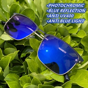 Nouvelles Lunettes Photochromiques Homme 2026 <span class=keywords><strong>Anti</strong></span>-Lumière Bleue et <span class=keywords><strong>Anti</strong></span>-<span class=keywords><strong>Reflet</strong></span> UV400 Optiques Métalliques Photo Grises - Product Image 4