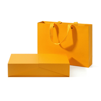 Boîte cadeau de luxe recyclable et écologique à double porte avec estampage à chaud doré personnalisé et finition effet délavé, emballage sur mesure