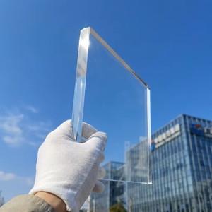 Lastre Acriliche Trasparenti Anti-Ingiallimento Resistenti ai Raggi UV 4mm/6mm con Servizio di Taglio per Insegne Esterne e Architettura - Product Image 1