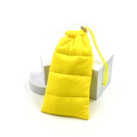 Stock prêt étuis à lunettes à cordon jaune plumes étui de téléphone pochette à cordon lunettes de soleil
