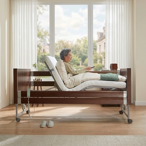 IEC 60601 OEM&ODM Elektrisches Krankenhausbett mit Rollen für die häusliche Pflege, Holzbett für Senioren - Product Image 1