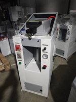 Presse pneumatique manuelle à poste unique pour semelles de chaussures avec coussin d'air