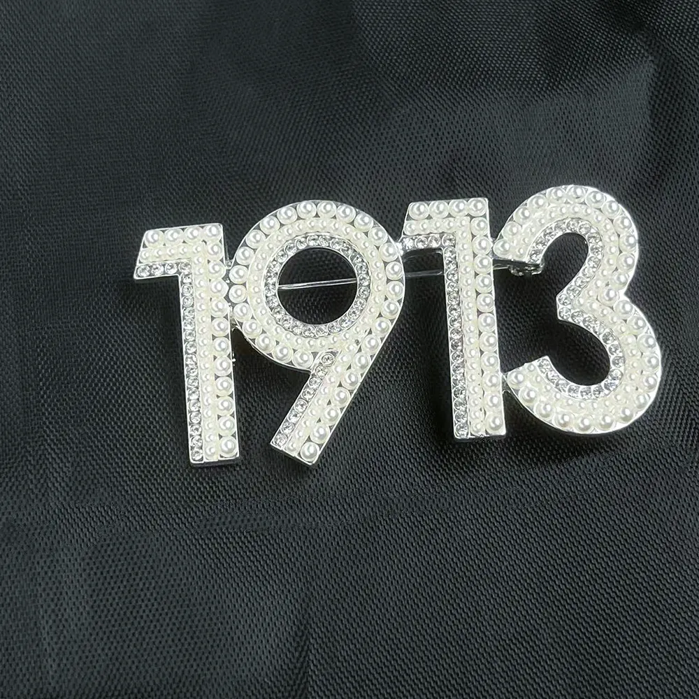 2,5 Zoll benutzer definierte griechische Schwestern schaft Nummer Perlen Broschen 1908 1913 White Pearl Brosche Pin