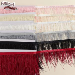 Ruban de plumes d'autruche de Nantong 10-12 cm pour la décoration de vêtements et les accessoires de bijoux DIY - Product Image 2