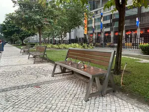 Park Furniture Outdoor Stainless Steel Public Bench With Solid Wood Seat Pan Macau StarWorld Casino 10 Years Warranty Park Bench