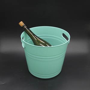Seau à glace en plastique pour bière, vin <span class=keywords><strong>6</strong></span> <span class=keywords><strong>litres</strong></span> seau à glace pour <span class=keywords><strong>champagne</strong></span> pour fête et bar seau à glace rond - Product Image 3