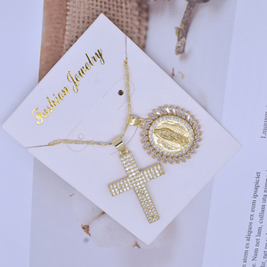 Collana con Pendente a Croce della Vergine Maria in Ottone di Alta Qualità con Zirconi, Catene per Uomo e Donna, Stile Retrò Cattolico Religioso - Product Image 4