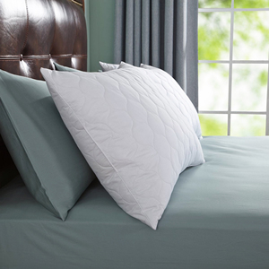 Home Hotel Bulu Angsa Berlapis Putih dan Bantal Bawah Tempat Tidur