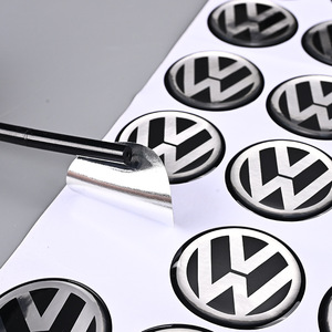 Pegatinas redondas personalizadas de epoxi Haiqi, emblemas transparentes para autos, logotipos 3D de cristal para decoración de vehículos - Product Image 4