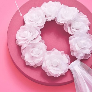 Corona Floreale con Velo per Sposa, Accessorio per Addio al Nubilato, Servizio Fotografico, Matrimonio e Festa Nuziale - Product Image 1