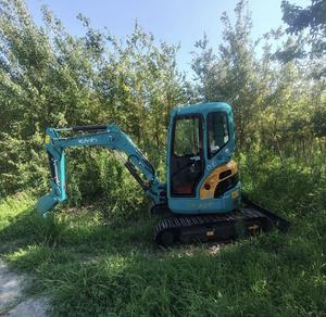 Mini-excavatrice sur chenilles Kubota 30U d'occasion du Japon, excavatrice Kubota d'occasion, excavatrice de 3 tonnes pour jardin avec attache rapide - Product Image 5