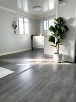 Maison extensible HUASHA de 20 pieds avec ailes en verre miroir pleine hauteur, résistance aux tremblements de terre de niveau 7 et résistance au vent de 120 km/h