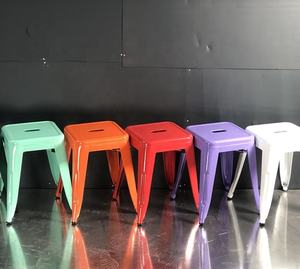 <span class=keywords><strong>Tabouret</strong></span> bas en métal de style Tolixs avec siège en bois Chaise en métal utilisée pour la chaise de maternelle - Product Image 4