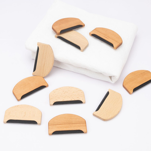 Spazzola per pelucchi in legno con logo personalizzato, riutilizzabile, per rimuovere peli di animali domestici e pulire i tessuti, con setole in gomma, all'ingrosso - Product Image 4