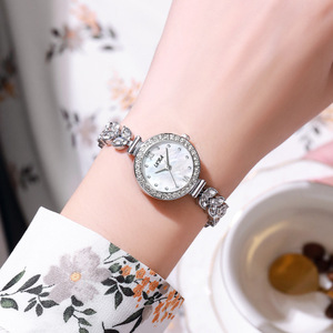 Yinlang/INRA <span class=keywords><strong>Montre</strong></span> analogique à quartz pour <span class=keywords><strong>femme</strong></span>, <span class=keywords><strong>bracelet</strong></span> en acrylique exquis, cadran de 30 mm, étanche - Product Image 3