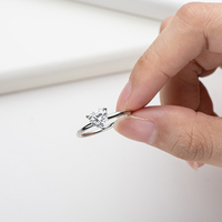 Bague de fiançailles minimaliste en argent sterling 925 avec moissanite en forme de cœur de 1 carat (1,0 ct) pour femme