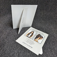 Présentoir de table en carton papier personnalisé avec chevalet en carton panneau publicitaire pour la promotion du magasin de perruques et de cheveux