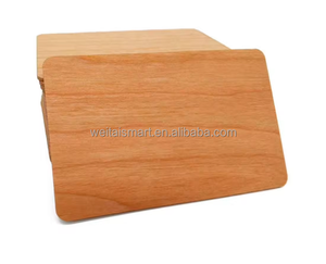 Venta al por mayor 13,56 MHz tarjetas <span class=keywords><strong>RFID</strong></span> de madera de bambú Mini etiqueta 1K Chip proximidad leer escribir tarjetas de visita para llave de Hotel - Product Image 4