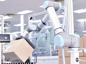 หุ่นยนต์ UR30 Cobot ระยะเอื้อม 1300 มม. รับน้ำหนักได้ 30 กก. สำหรับงานยกของหนัก จัดเรียงพาเลท  แขนหุ่นยนต์ UR 6 แกน พร้อมกริปเปอร์ OnRobot - Product Image 4