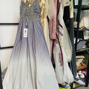 拍卖最便宜的二手产品女性派对礼服夏季二手包二手衣服 - Product Image 3