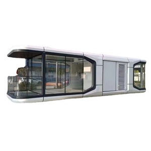 Casa contenedor habitable de diseño moderno, tipo villa, integrada en una cabina móvil con forma de cápsula espacial, para uso hotelero. - Product Image 1