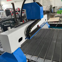 Machine de routeur CNC pour bois-Graveur industriel sur bois pour couper et graver avec un design multifonctionnel