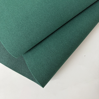Tissu synthétique en microfibre de cuir PE de couleur personnalisée à base d'eau pour baskets et chaussures de course