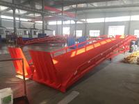Dock pengangkat halaman baja ponsel, dock angkat ramp garpu dengan 2 roda solid pneunatic karet