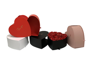 Elegante juego de cintas de lámina dorada, caja de papel de cartón en forma de corazón, esponja de embalaje de regalo rígida en relieve compensada para especial - Product Image 5