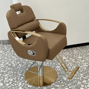 Chaise de salon de coiffure de luxe en cuir synthétique blanc avec dossier incurvé et accoudoirs dorés, design moderne, pompe hydraulique - Product Image 4