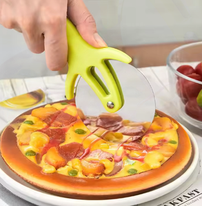 Nuovo Tagliapizza di Alta Qualità in Acciaio Inox con Manico in Plastica, Rotella Rotonda per Pizza, Facile <span class=keywords><strong>da</strong></span> Usare e Pulire, Utensili <span class=keywords><strong>da</strong></span> Cucina - Product Image 3