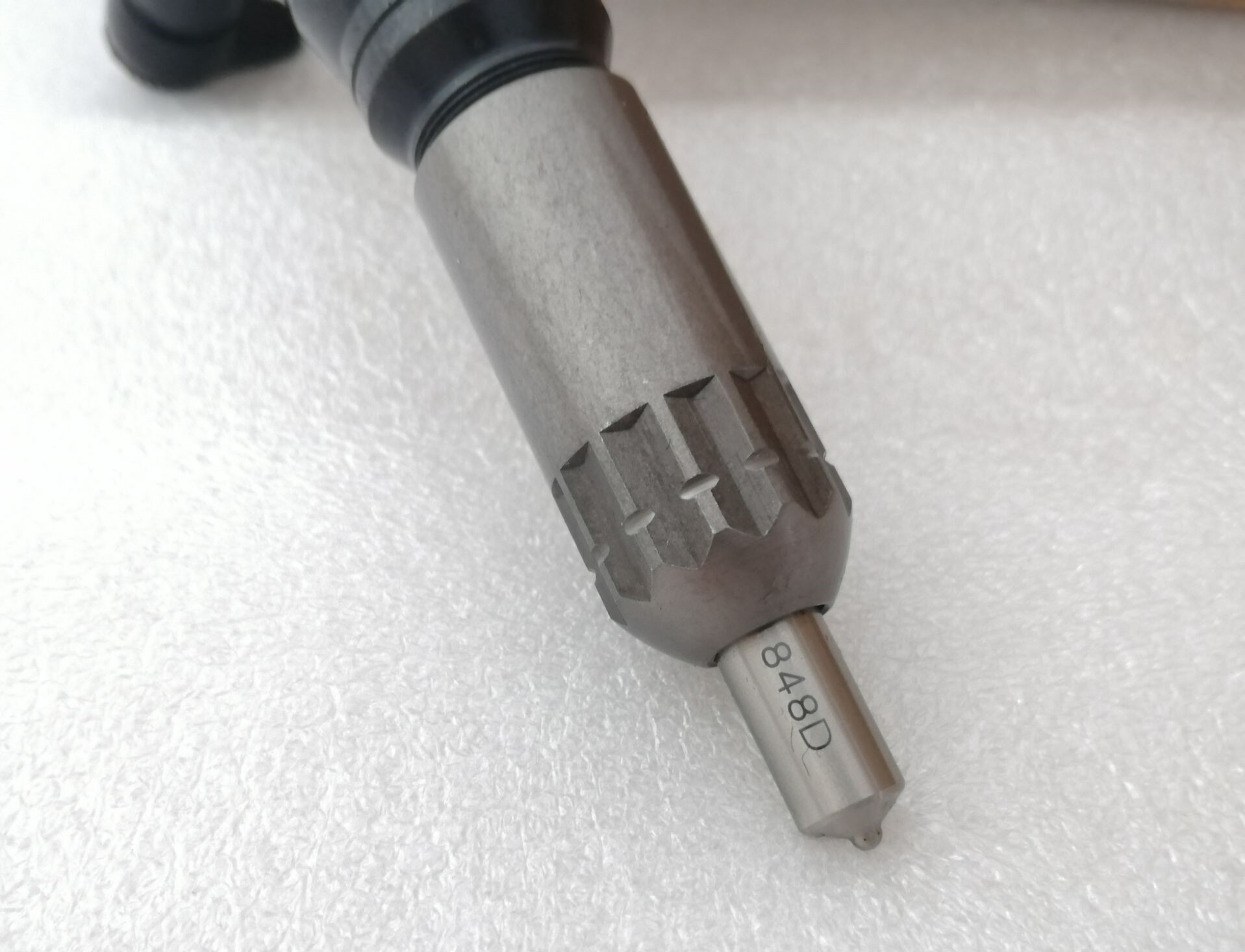 diesel fuel injector 095000-6353 23670-E0050 23910-1440 injector for Hino/Kobelco J05E, SK200-8, SK260-8 injector nozzle 6353