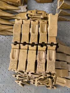 Denti per Benna di Escavatore PC100 PC200 PC200-8 E320D E336D - Product Image 4