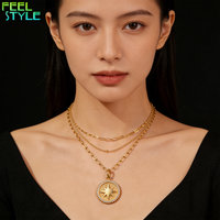 Collier personnalisé à maillons trombones superposés en acier inoxydable 316L plaqué or PVD avec pendentif rond serti de zircons