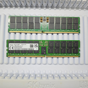 Module de mémoire serveur 2RX4 PC5-5600B-RDIMM ECC Registered HMCG94AGBRA632N 5600 64G pour station de travail et stockage – Module de mémoire serveur en stock - Product Image 3