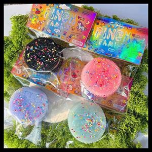 หมอนบีบโอรีโอขนาดใหญ่พิเศษ 15 ซม. ของเล่นบีบยืดหยุ่นช้าๆ บรรเทาความเครียด ผ่อนคลาย ของเล่นรูปอุ้งเท้า ทำจาก PU ซิลิโคน - Product Image 6