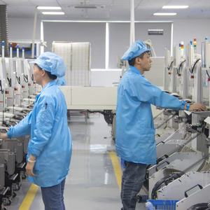 Affichage publicitaire LED extérieur IP66 étanche, luminosité 6500-9000 cd, mur vidéo 3D à vision directe, refroidissement efficace, garantie 5 ans - Product Image 4